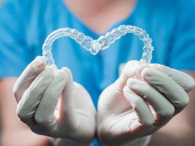 Michael B. Schwarz, DMD | Teeth Bleaching and Whitening, Oral Cancer Screening and Invisalign reg
